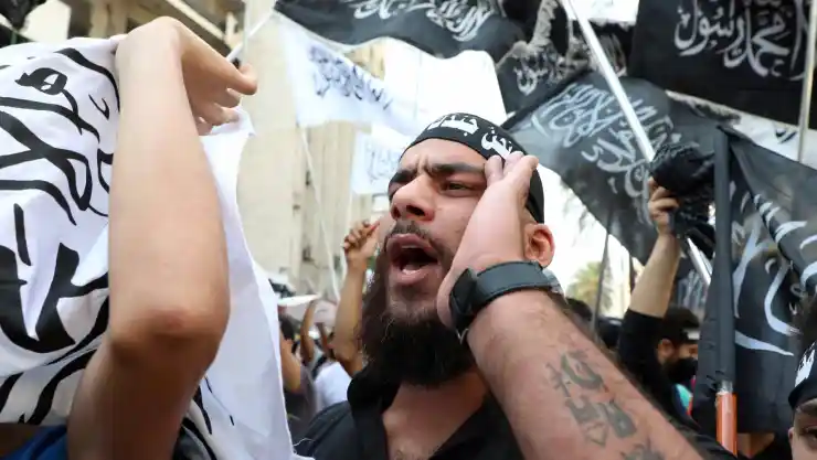 musulmanes protesta presidente francia.jpg