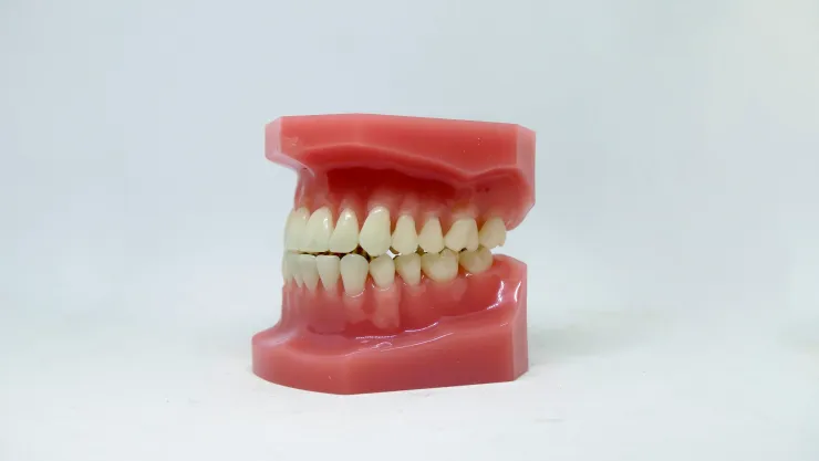 El significado de soñar que se me caen los dientes