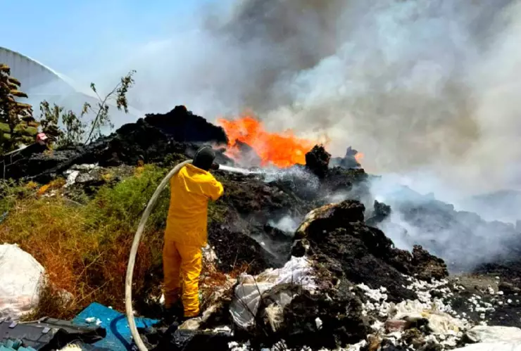 Incendio en la León-Silao hoy 24 mayo 2024