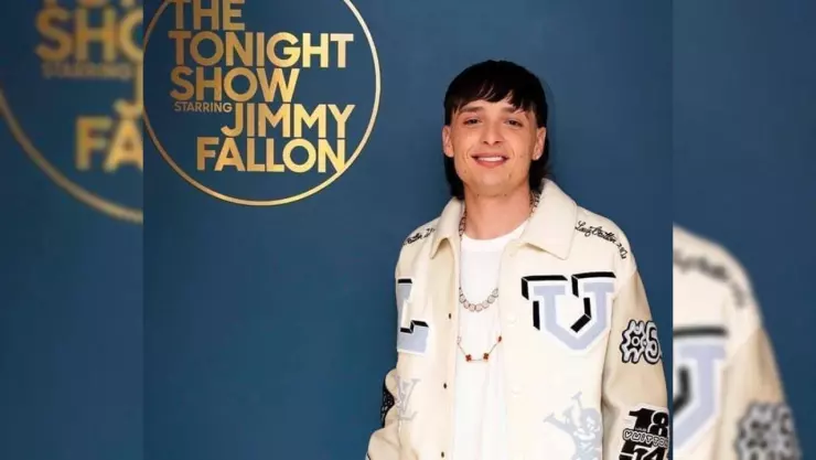 Peso Pluma con Jimmy Fallon: ¿Qué artistas mexicanos han estado en el programa?