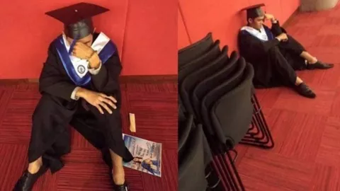 joven llora en graduación