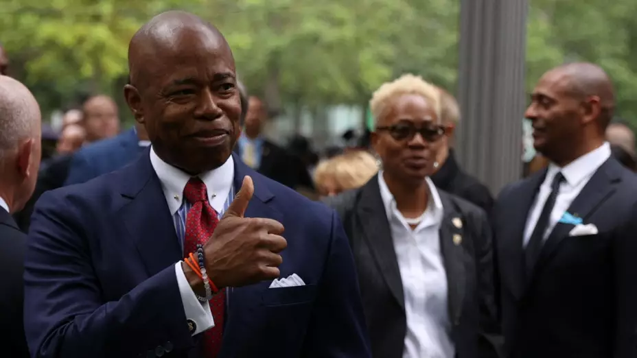 Nueva York declara estado de emergencia por migrantes