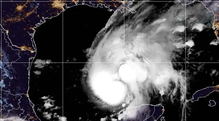 Huracán Isaías en el Golfo de México el 8 de octubre de 2026.