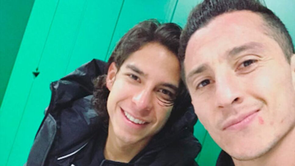 Andrés Guardado y Diego Lainez