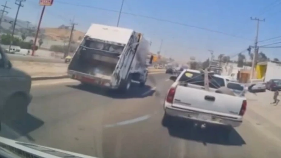 Niña es atropellada por automovilista IMPRUDENTE en Baja Califronia