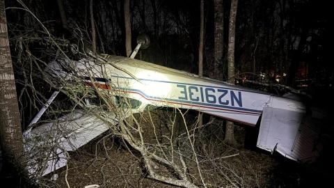 Accidente aéreo en Estados Unidos: avioneta se estrella en Pearland, Texas
