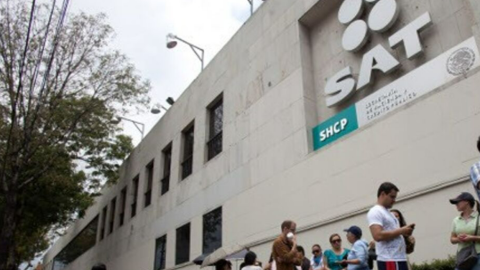 SAT 2024: ¿Cuánto dinero puedo tener en mi cuenta de débito sin ser sancionado?