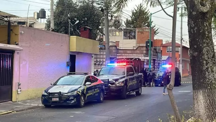 Enfrentamiento entre policías en Toluca