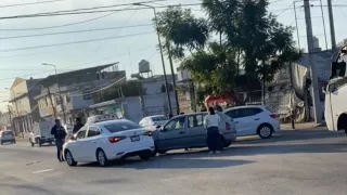 VIDEO: Choque colapsa la 141 Poniente en Puebla hoy; así complica el tránsito en San Ramón