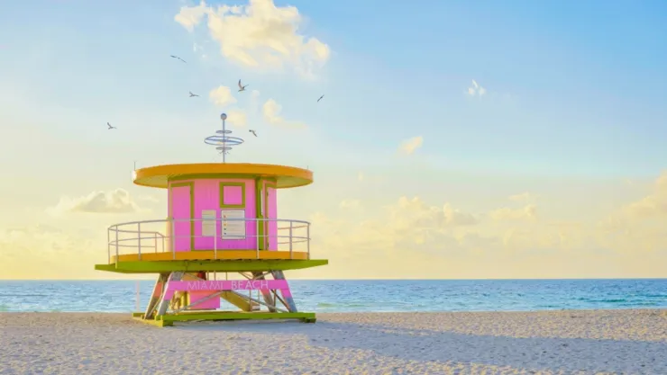 Florida rompe récord por número de visitantes en 2023.