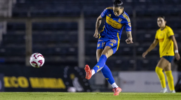 Jenni Hermoso en la semifinal contra América
