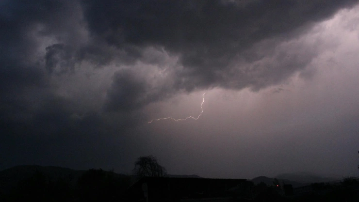 Pronostican torbellinos y tornados en algunas zonas de México.jpg