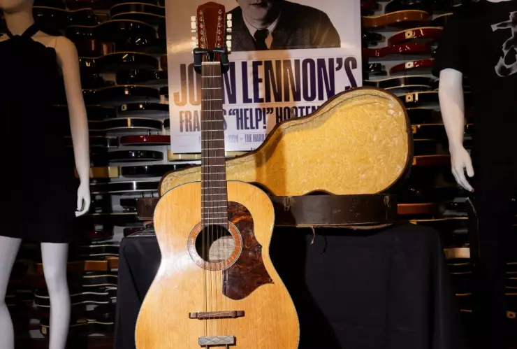john-lennon-guitarra-subasta
