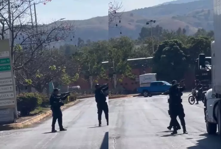 VIDEO A punta de pistola, policías de Tequila detienen a conductor de tráiler; qué fue lo pasó