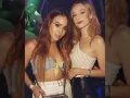 Danna y Esther de fiesta.jpg