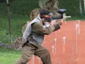 A medida que avanzaba la batalla, los académicos se cubrieron de pintura, convirtiendo el campo de juego en un vibrante escenario de colores. La mezcla de risas y gritos de emoción hizo del evento una experiencia inolvidable.