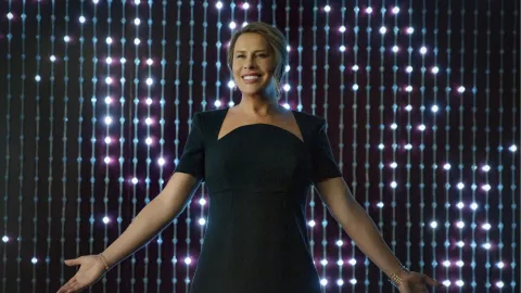 Karla Sofía Gascón rompe el silencio tras su ausencia en Hollywood