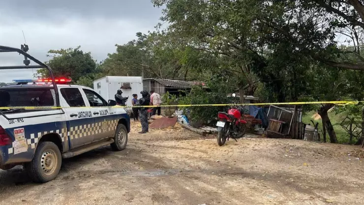 Asesinan a hombres en San Juan Evangelista.