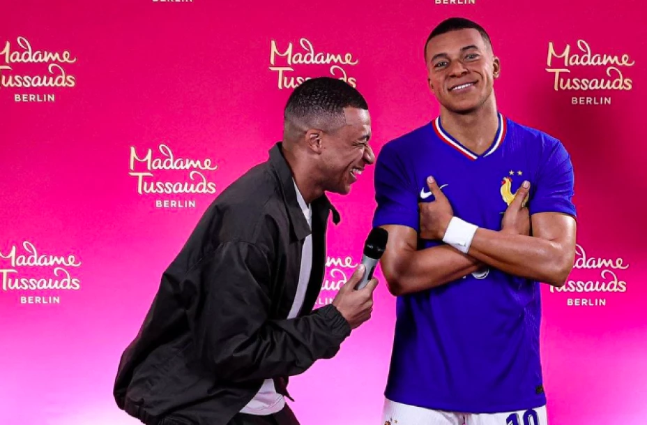Kylian Mbappe en museo Madame Tussauds de Londres