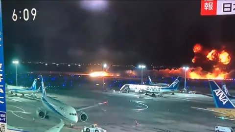 choque de aviones en japon.jpg