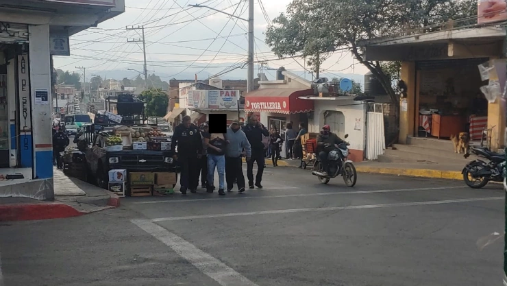 Pobladores en Milpa Alta intenta linchar al presunto asaltante de una casa