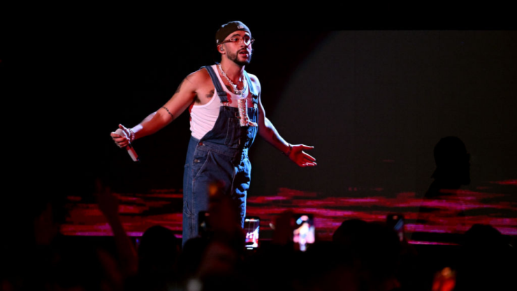 Bad Bunny lanza su nuevo álbum ‘Nadie sabe lo que va a pasar mañana’ y el tema ‘Hibiki’ con Mora.