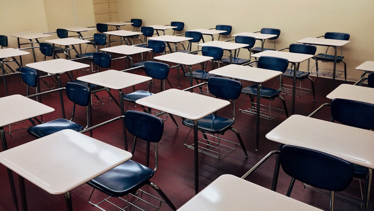 Clases mañana viernes 6 de marzo