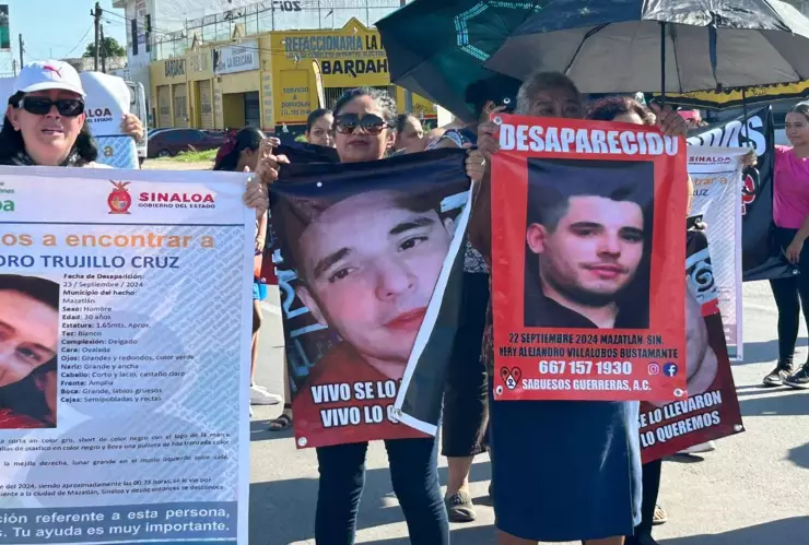 Marcha por Nery y Alejandro en Mazatlán