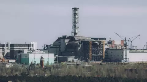 Alerta en Ucrania por incendio en la central nuclear Zaporizhia