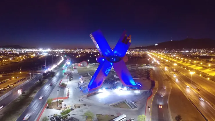 plaza de la mexicanidad.jpg