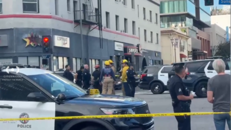 Accidente en Hollywood: conductor atropella a peatones tras subirse a la acera