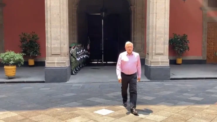 amlo-palacio-nacional-puebla.jpg