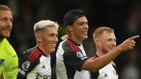 Ra&uacute;l Jim&eacute;nez anota su primer gol con el Fulham