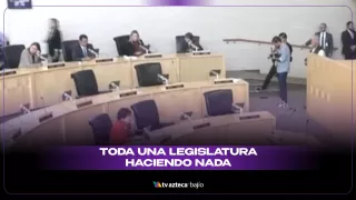Hay tiro en el Congreso del Estado de Guanajuato entre diputadas blanquiazules y guindas.jpg