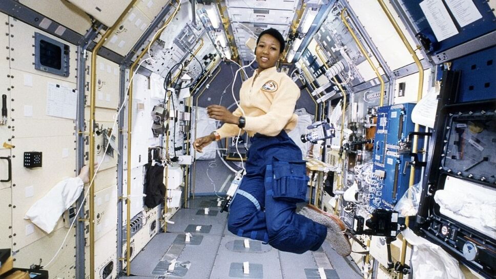 NASA, ropa, sucia.jpg
