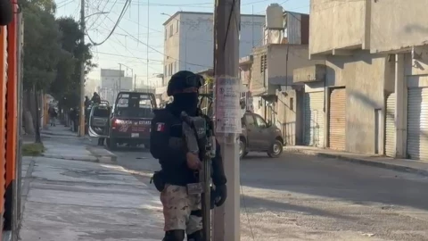 Reportan movilización y cierre en inmediaciones del Mercado Morelos en Puebla hoy martes