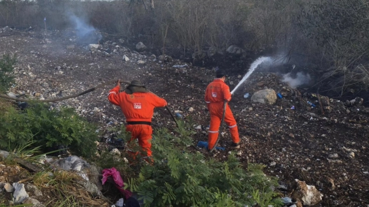 ¿Ya lo apagaron? Esto dicen las autoridades sobre el incendio en la Mérida - Motul este 1 de abril de 2025