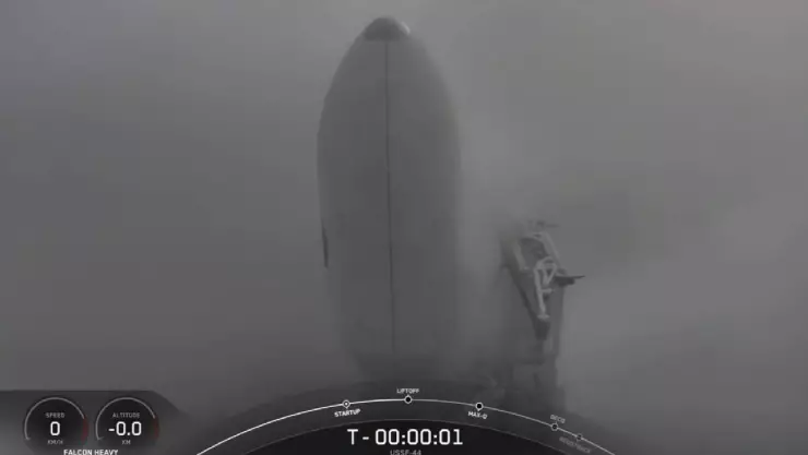 SpaceX hace el lanzamiento de Falcon Heavy desde Florida