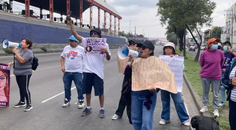 Exigen alto a la violencia en México: Mares buscadoras y otros colectivos bloquean Calzada Ignacio Zaragoza