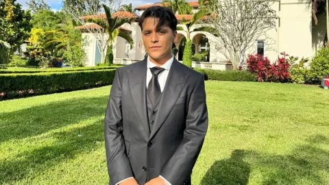 christian nodal
