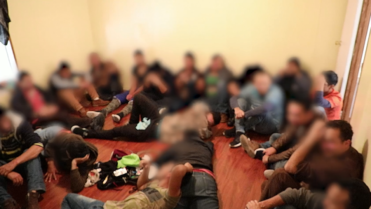 Migrantes asegurados en Laredo