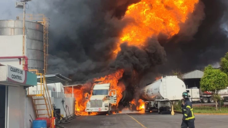 incendio_zona_industrial_tlalnepantla_edomex_cdmx