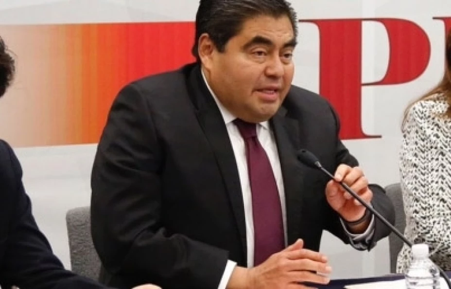 Gobierno interino en Puebla