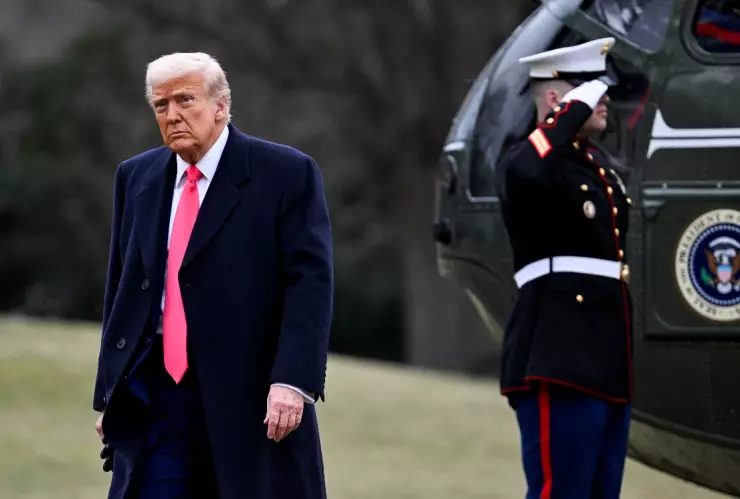 Donald Trump suspendió la ayuda militar a Ucrania tras un tenso encuentro con Zelenski