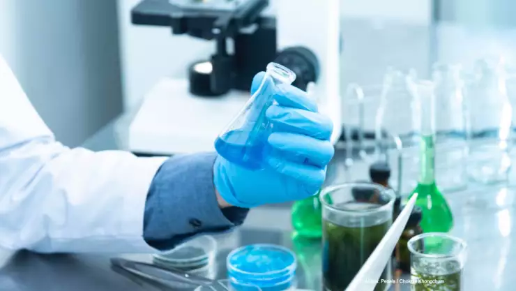 dióxido de cloro covid-19 hombre fallece.jpg