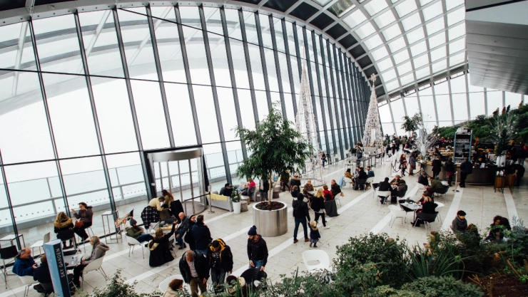 europa cubrebocas vuelos aeropuertos