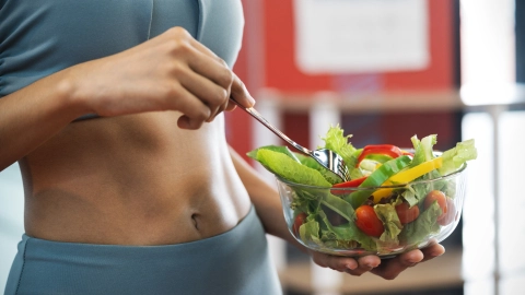 El ayuno intermitente es una manera para bajar de peso