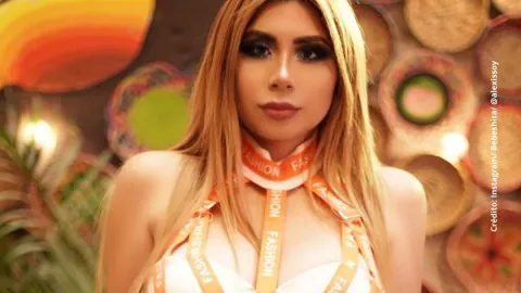 Bebeshita rescata a perrito de la calle y conquista al internet.