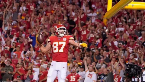 Travis y Jason kelce, duelos de hermanos en Super Bowl VLII