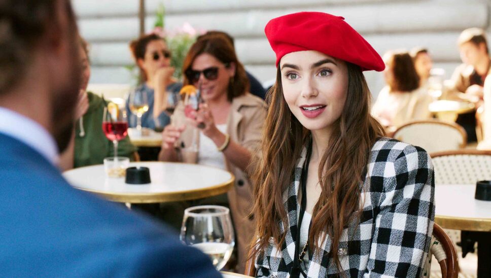 netflix-emily-paris-1598982878.jpg